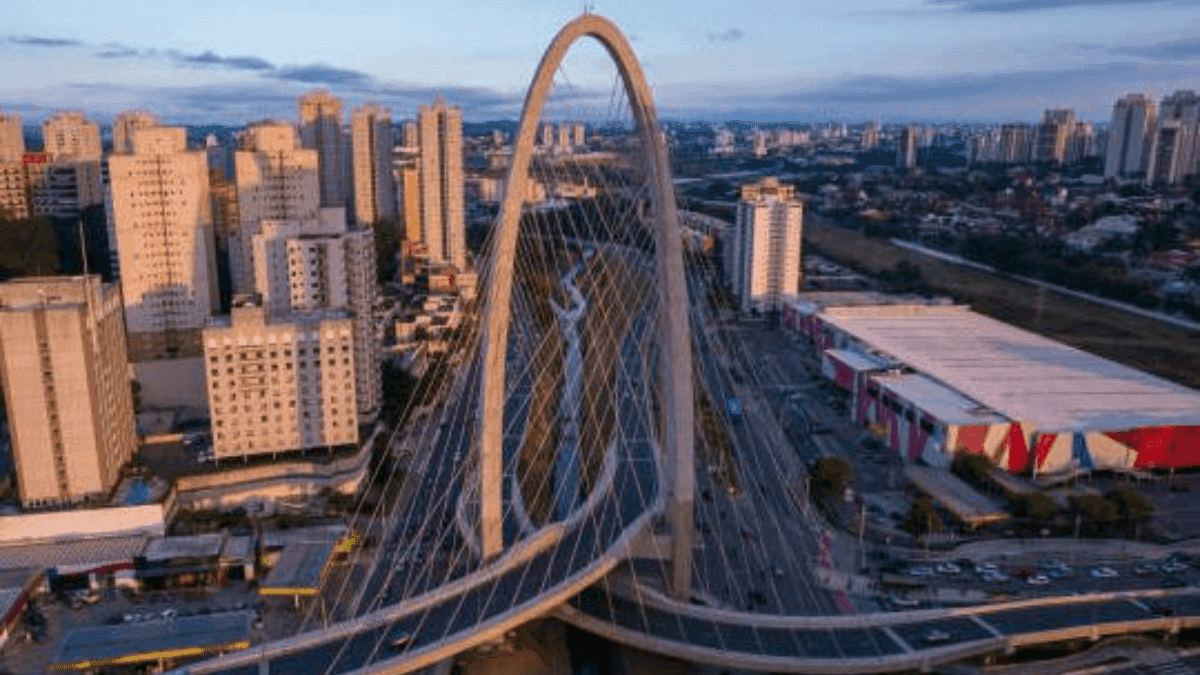 Após 10 dias interditada, Ponte Estaiada é liberada em São José dos Campos