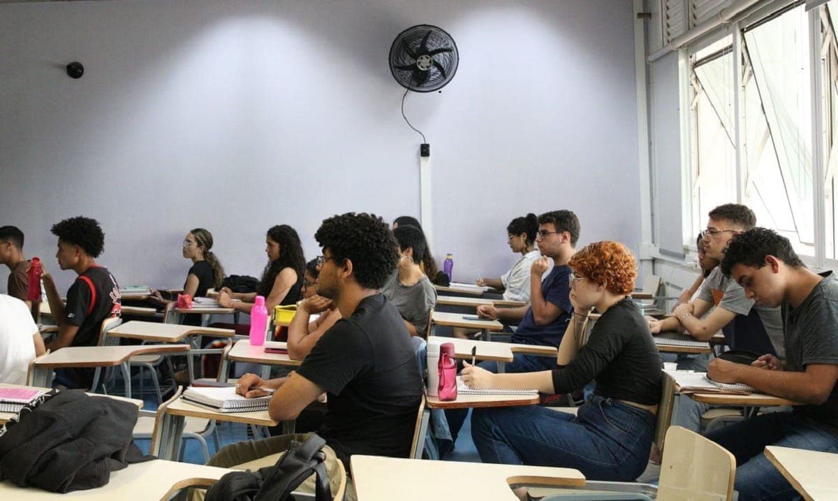 Além da redação: guia para construir respostas dissertativas perfeitas na 2ª fase
