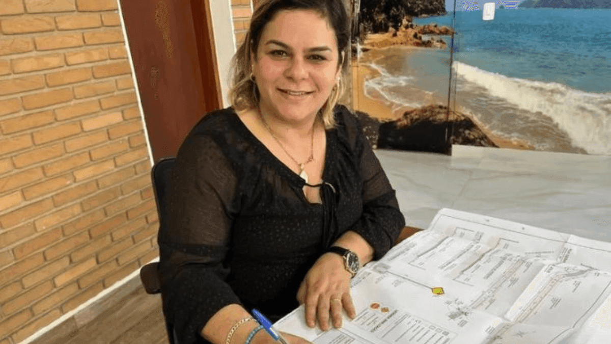 Decisão do TSE mantém Flávia Pascoal como prefeita de Ubatuba