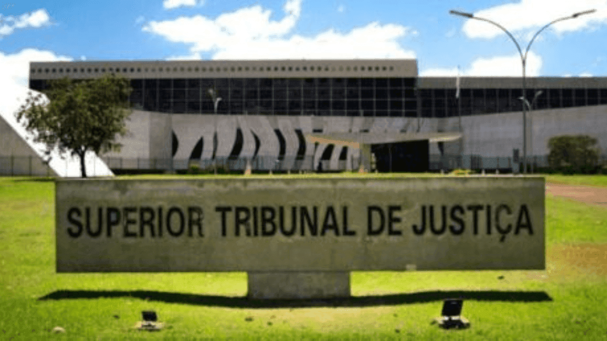 STJ mantém bebê com família adotiva por falta vínculo afetivo com pais biológicos em Paraibuna