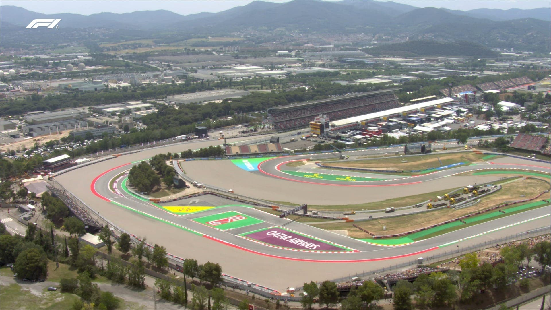 Prova tem George Russell na pole position, Lewis Hamilton em segundo e Gabriel Bortoleto na sexta fila
