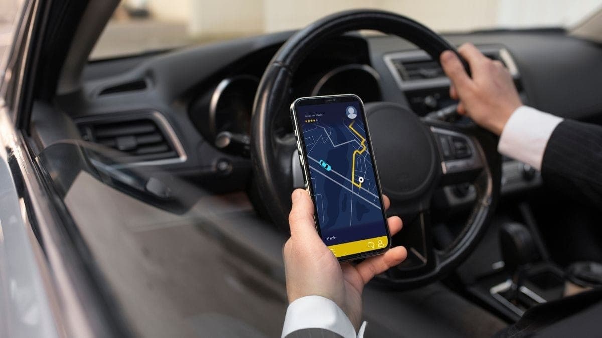 Uber demitirá 23% das equipe sde RH