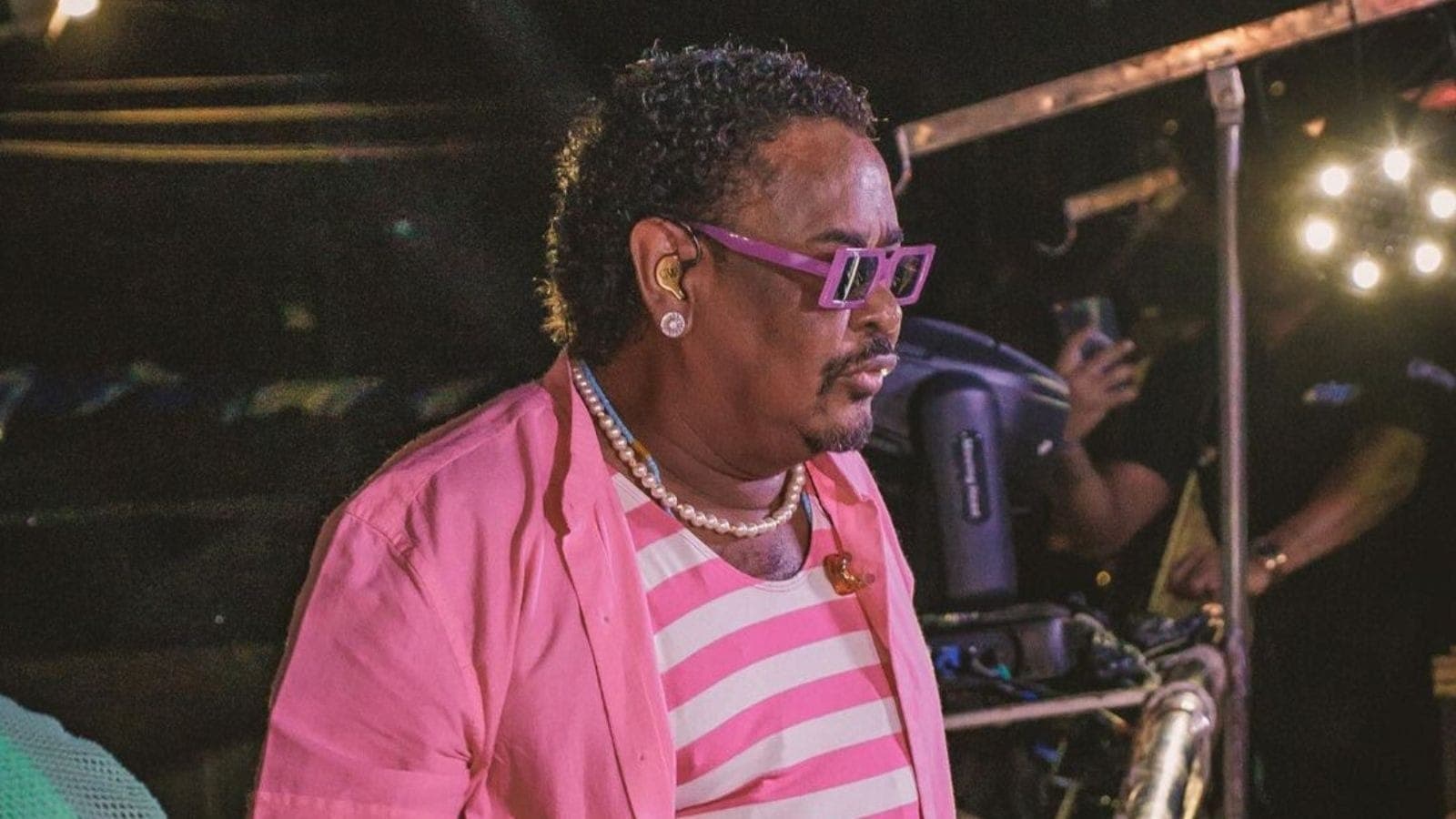 Compadre Washington é acusado de transfobia