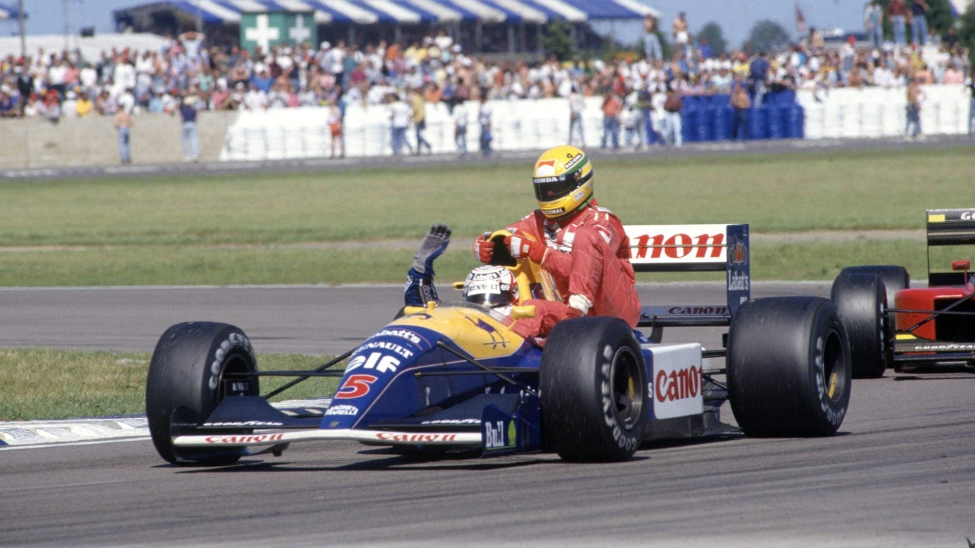 Mansell dá carona a Senna no GP da Inglaterra de 1991