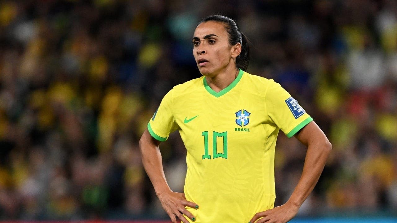 Meio-campista da seleção brasileira, Marta foi eleita a melhor jogadora da história