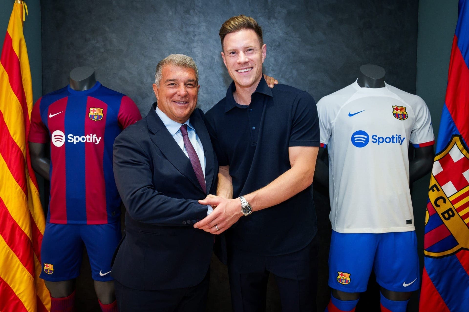 Ter Stegen passou por uma cirurgia na região lombar 