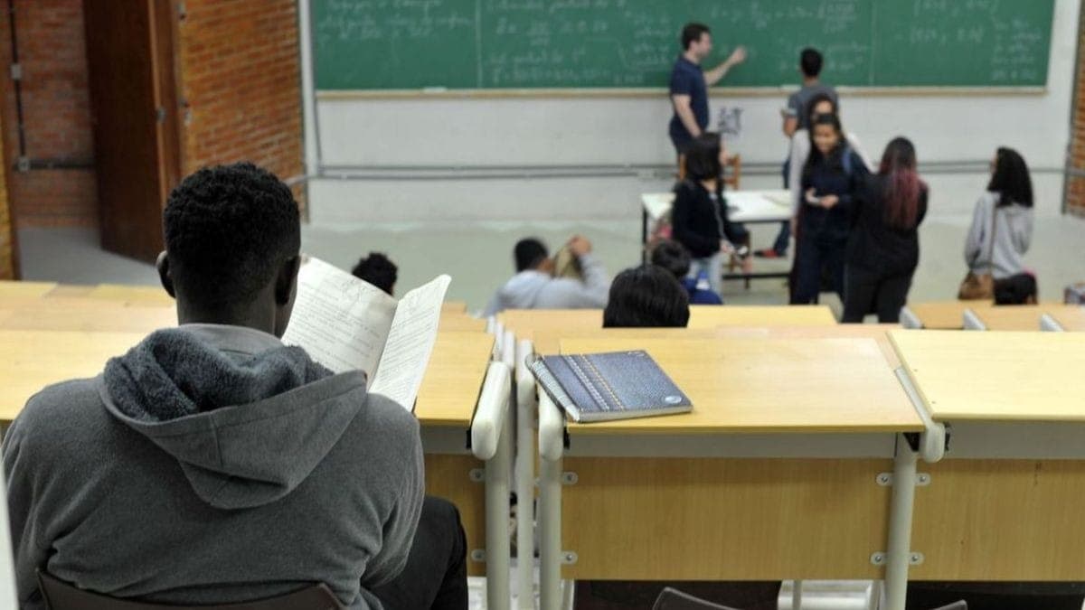 Educação