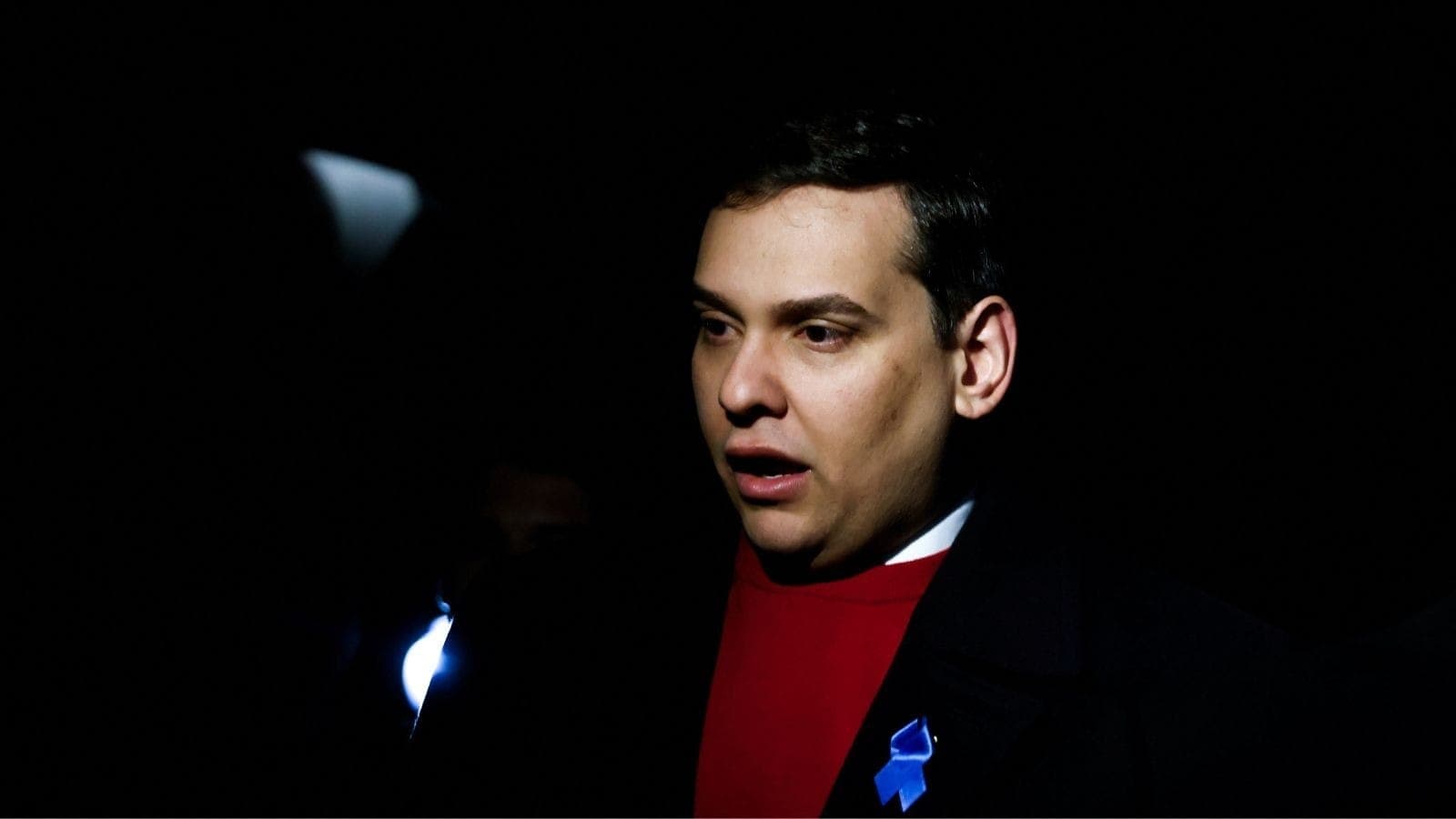 George Santos é expulso do Congresso americano