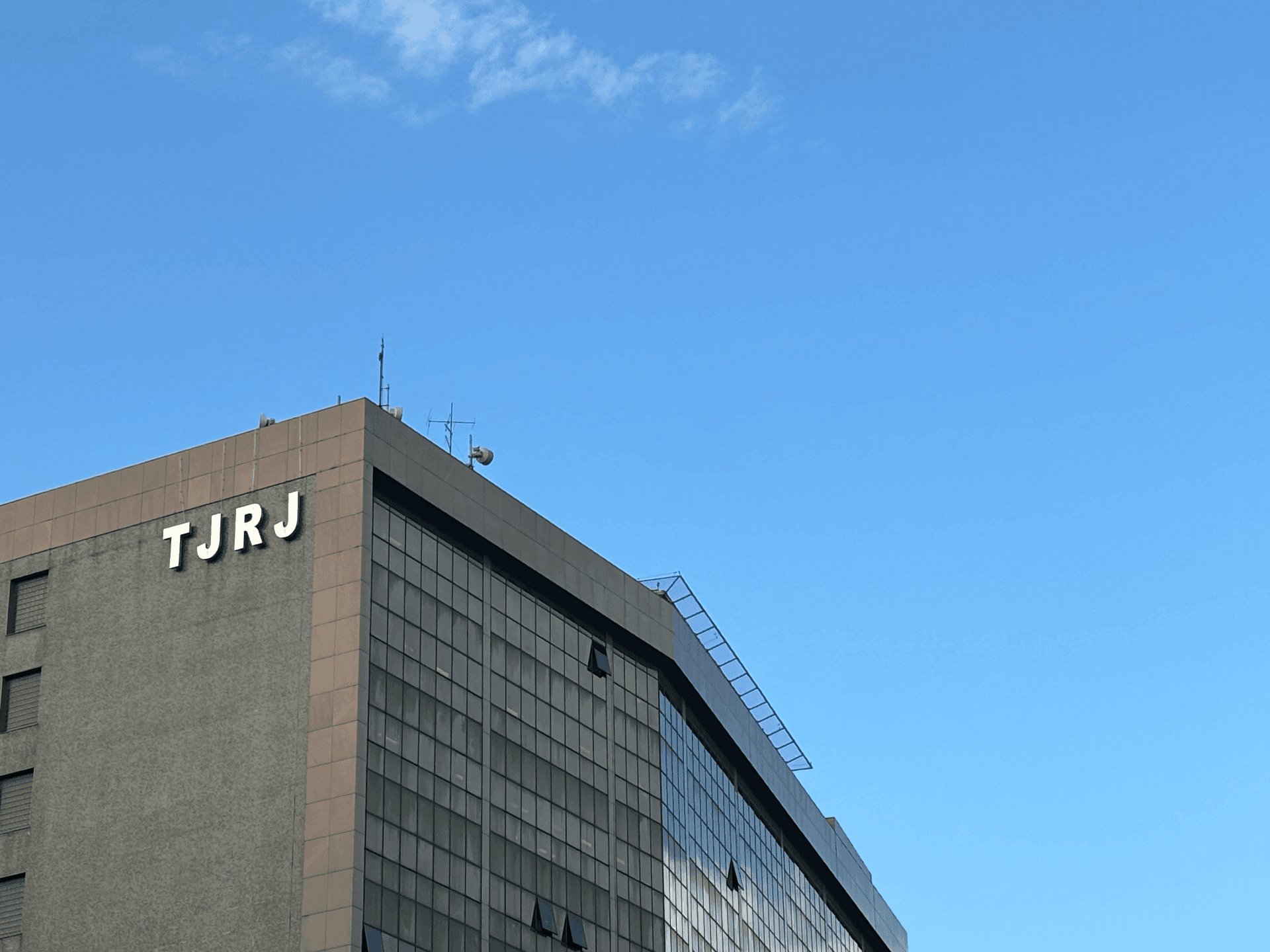 Fachada do Tribunal de Justiça do Rio de Janeiro