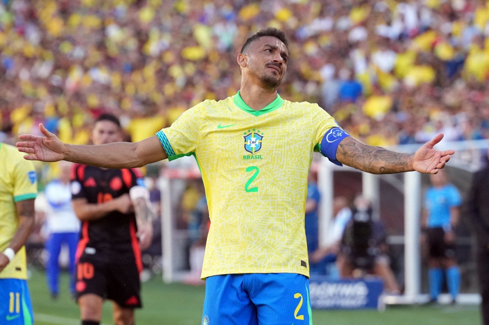 Danilo, do Flamengo, voltou a se envolver em polêmicas ao falar da Seleção