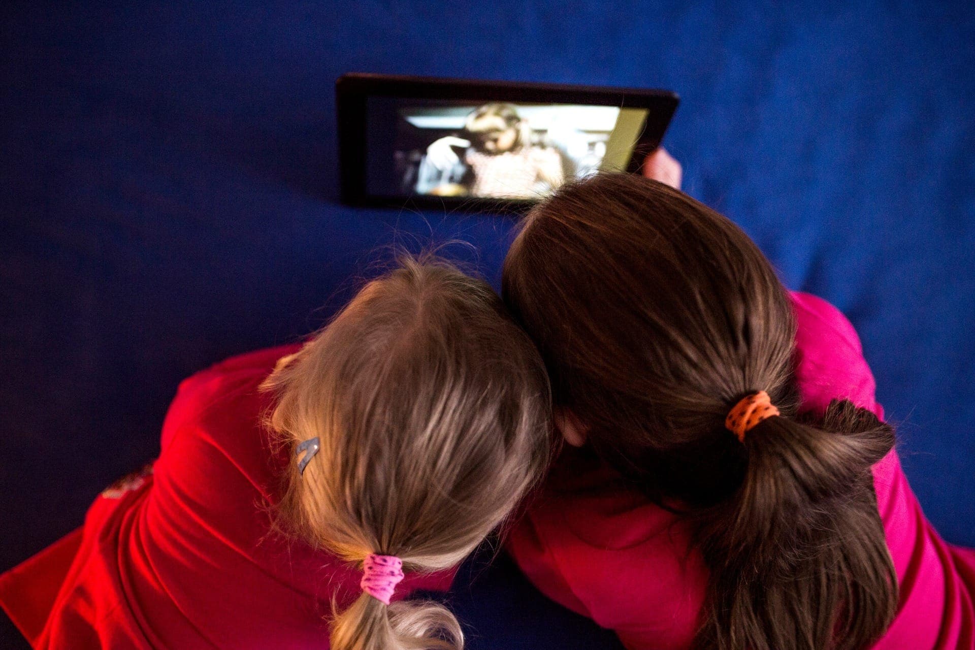 56 crianças e adolescentes morreram ou ficaram feridos por desafios virtuais em 11 anos