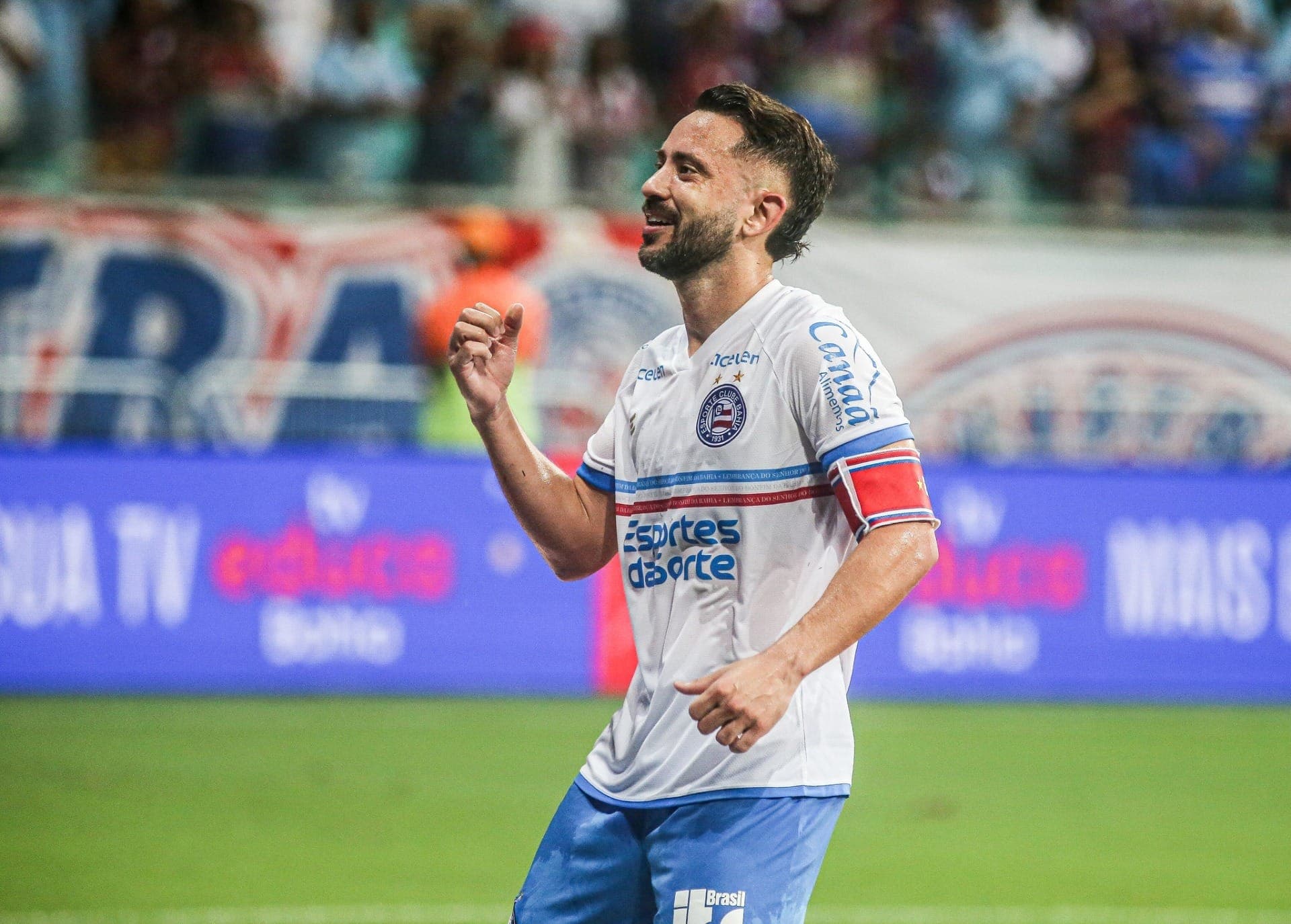 Everton Ribeiro, capitão do Bahia