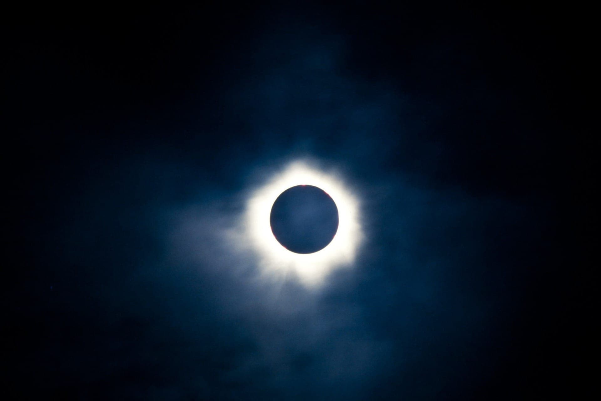 Eclipse solar