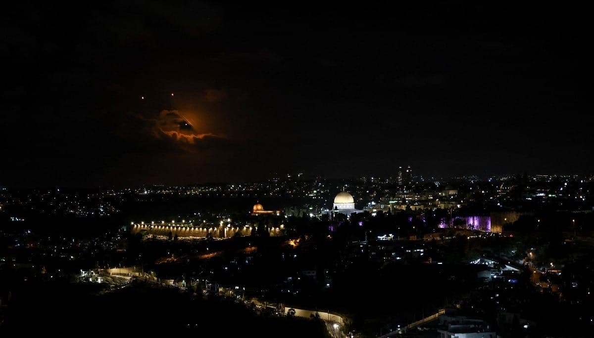 Irã dispara mísseis contra Israel