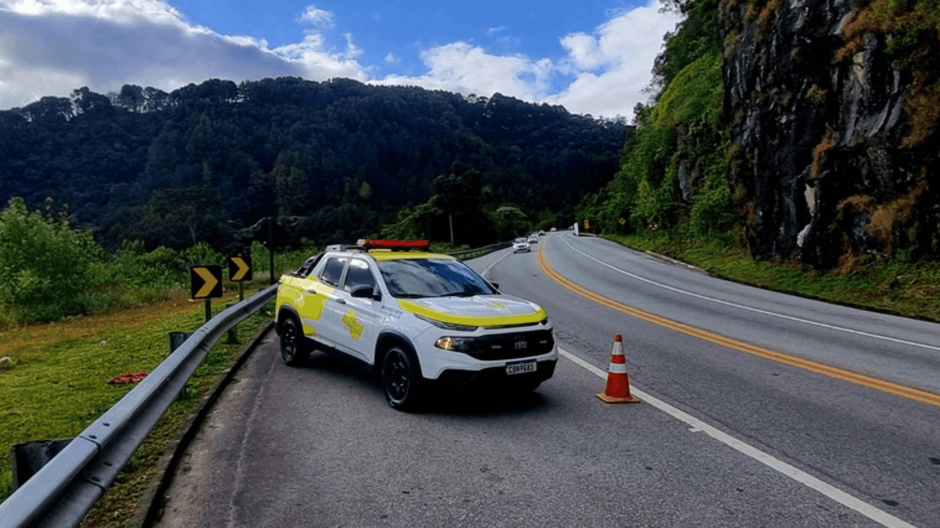 Prestadores de serviços devem se cadastrar para acessar ponte em Ubatuba