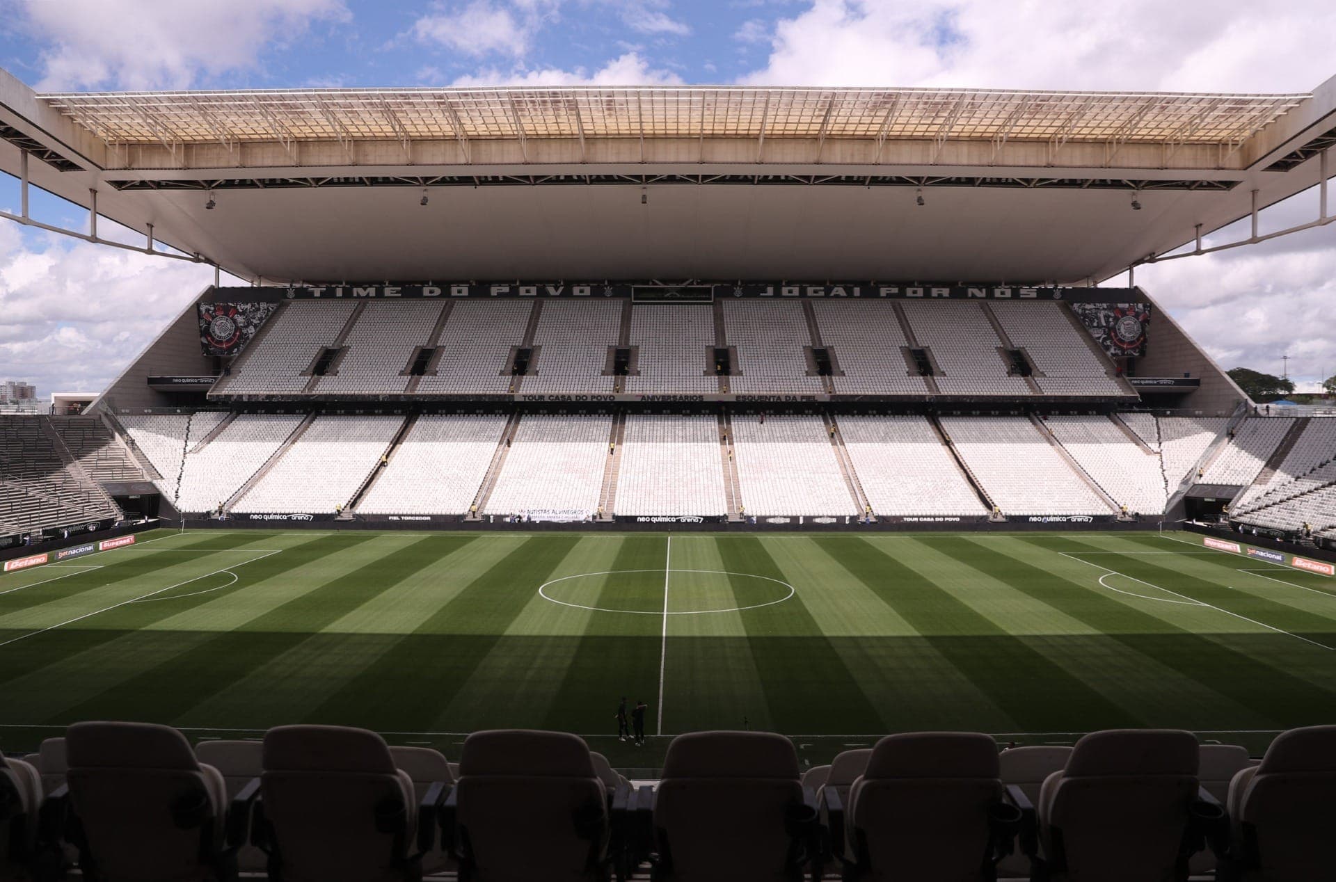 Corinthians faz vaquinha para pagar estádio