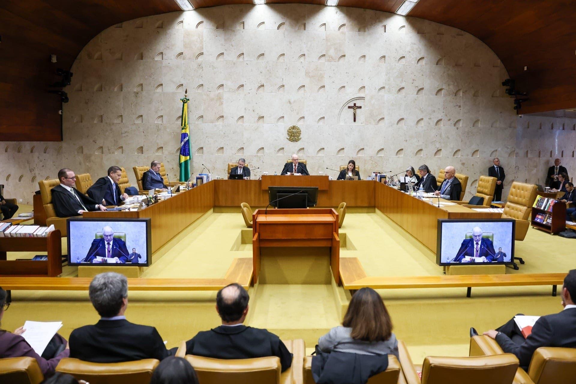 Sessão plenária do STF