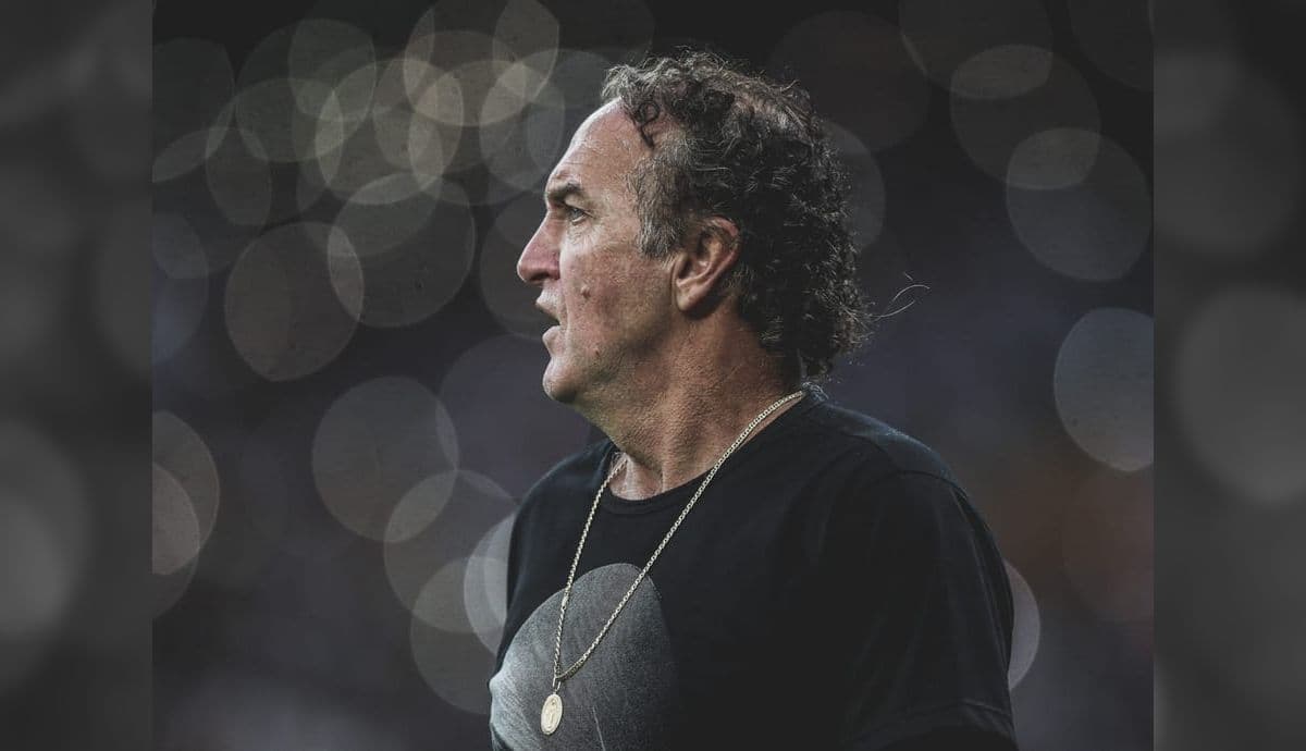 Contratação e demissão de Cuca causaram polêmica no Corinthians