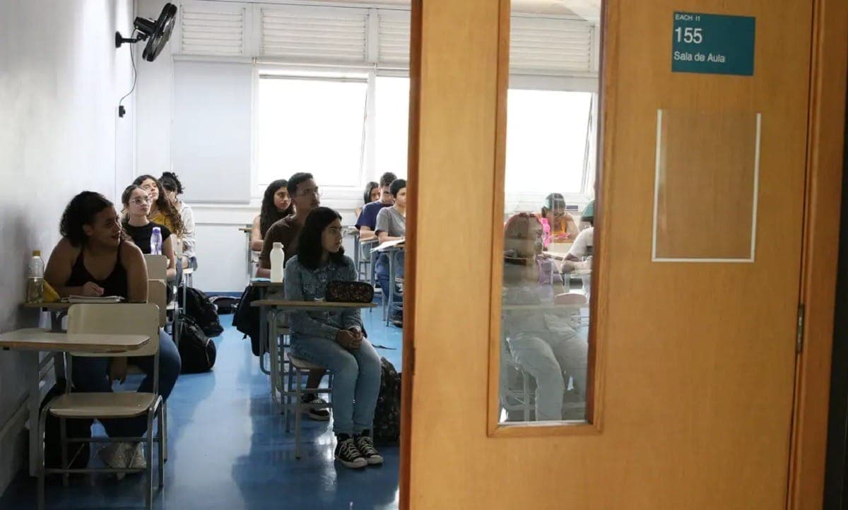 Estudantes