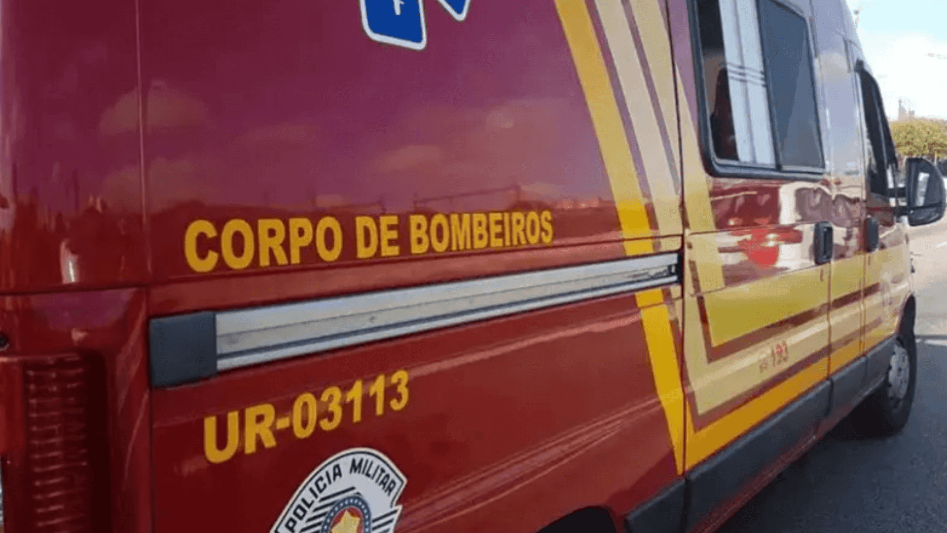 Incêndio atinge apartamento e mobiliza Corpo de Bombeiros em São José dos Campos