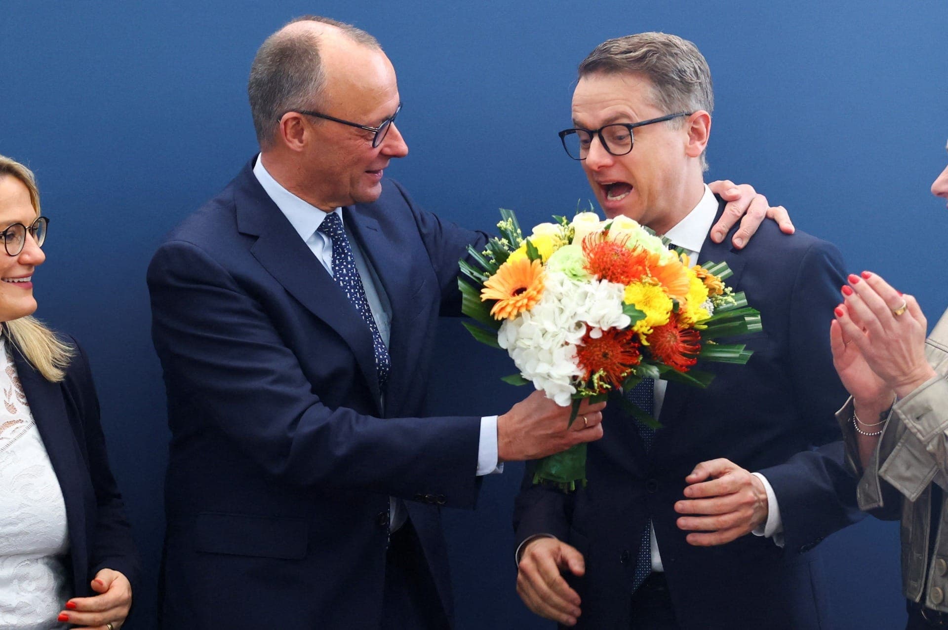 Friedrich Merz é acusado de romper o "cordão sanitário"