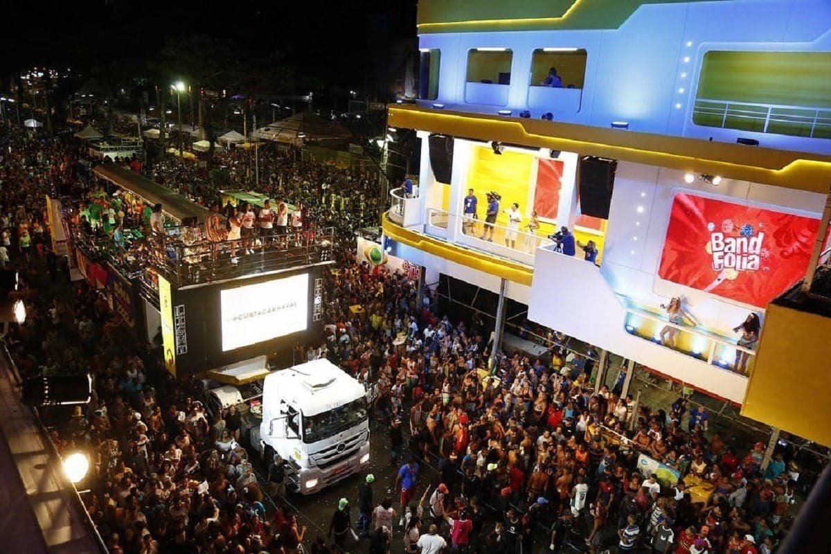 Band Folia 2025 celebra os 40 anos de axé