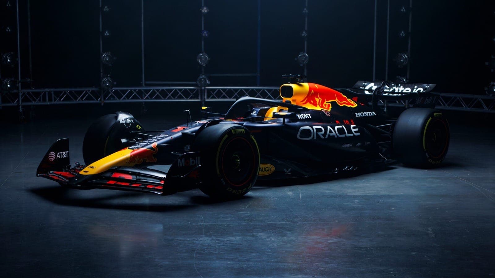 Modelo vai às pista já nesta quarta-feira, primeiro dia da pré-temporada da F1 no Bahrein