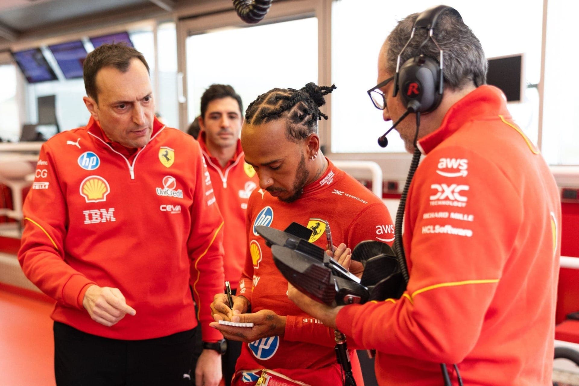 Ricardo Adami e Lewis Hamilton em Fiorano