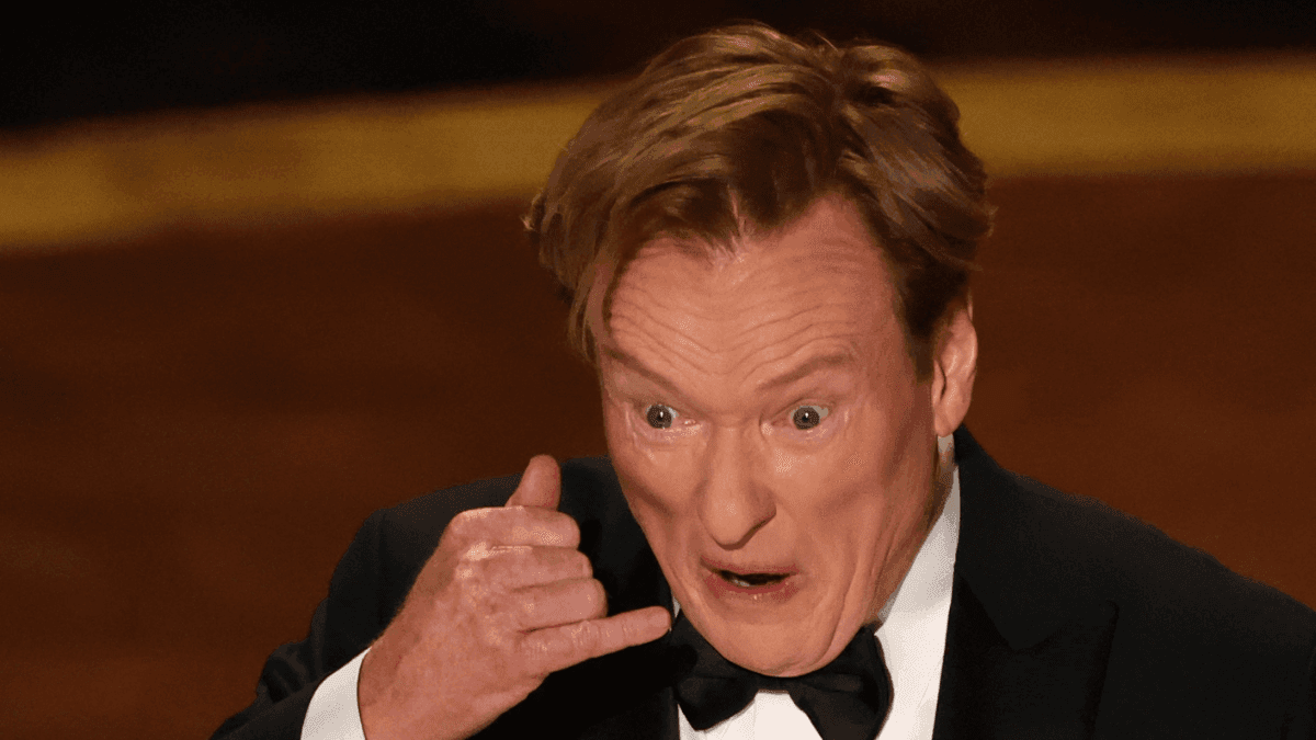 Conan O'Brien na apresentação do Oscar 2025