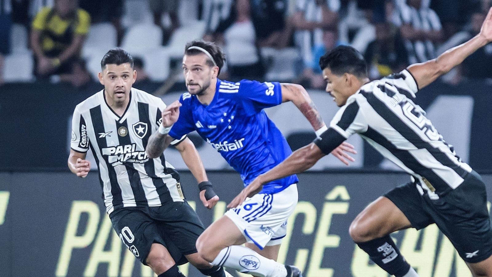 Botafogo fez amistoso contra Cruzeiro