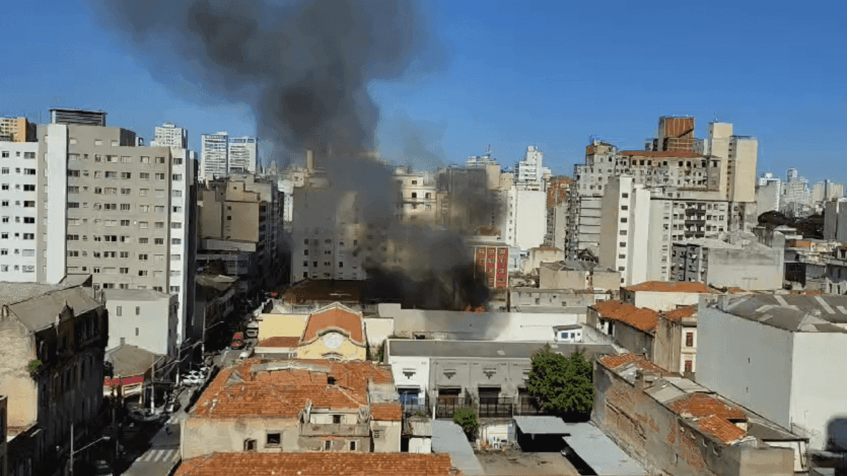 Incêndio na Cracolândia