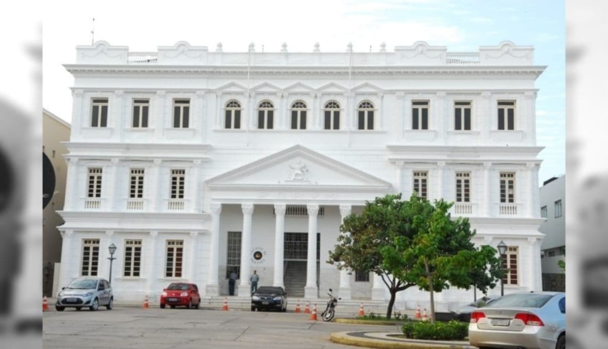 TJ do Maranhão quer gastar quase meio milhão com iphones para desembargadores
