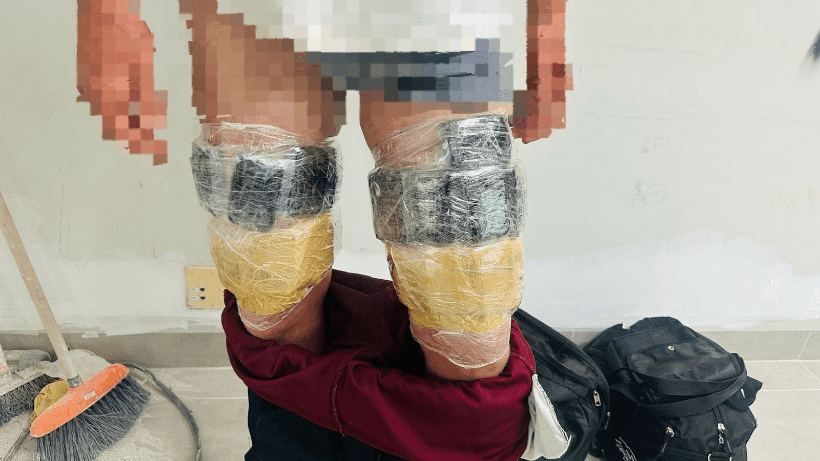 Foram apreendidos tijolos de haxixe e cocaína