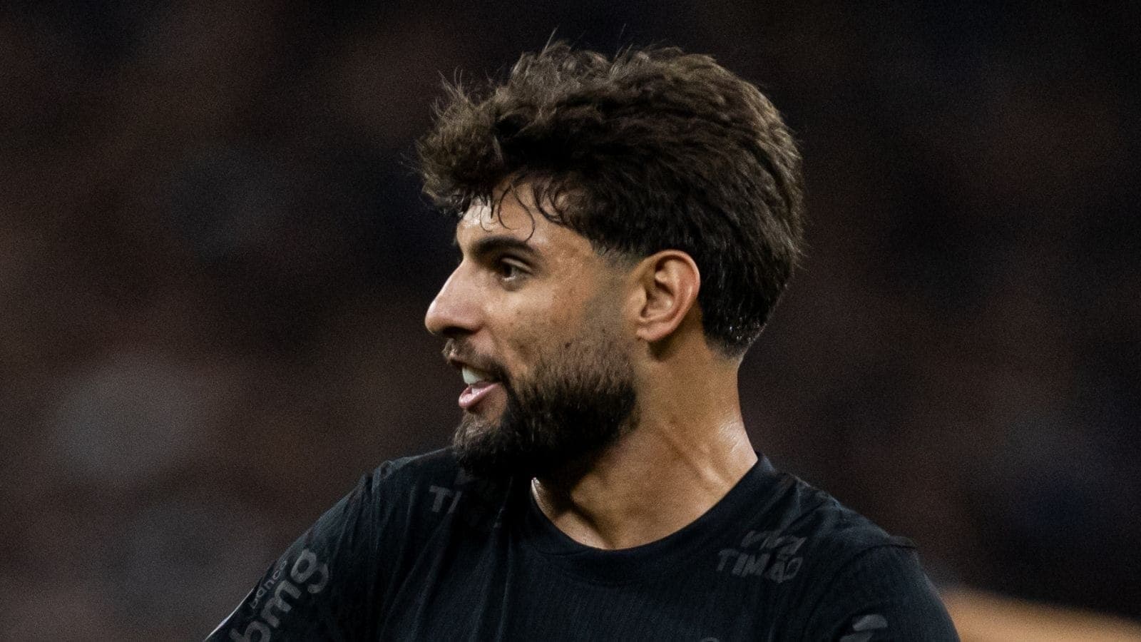 Yuri Alberto comemora gol do Corinthians
