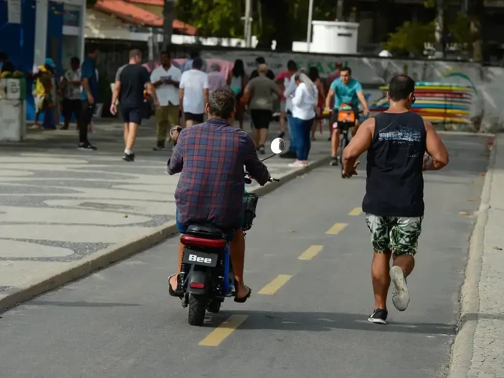 Bicicleta elétrica
