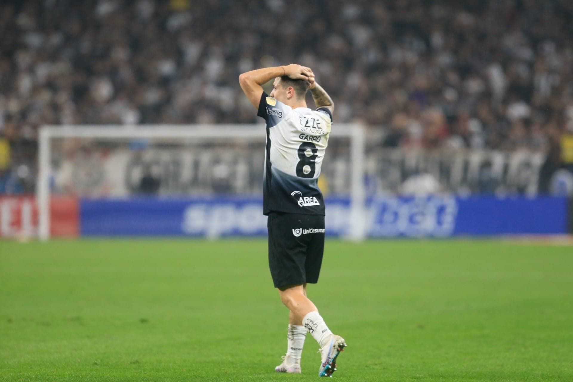 Garro vira desfalque do Corinthians por, pelo menos, 3 jogos