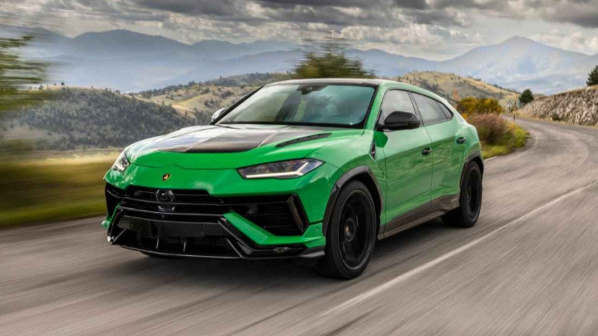 Lamborghini Urus está sendo leiloada