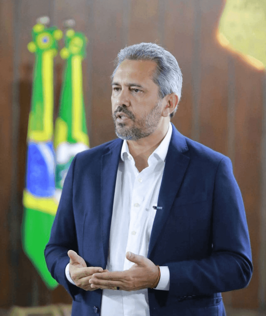O governador do Ceará, Elmano de Freitas