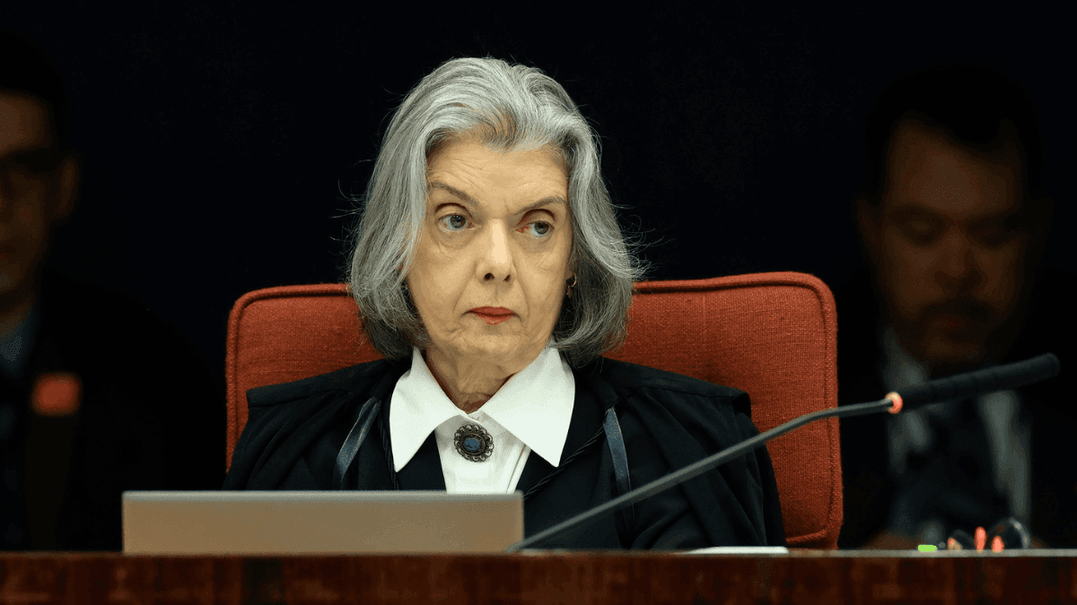 Cármen Lúcia