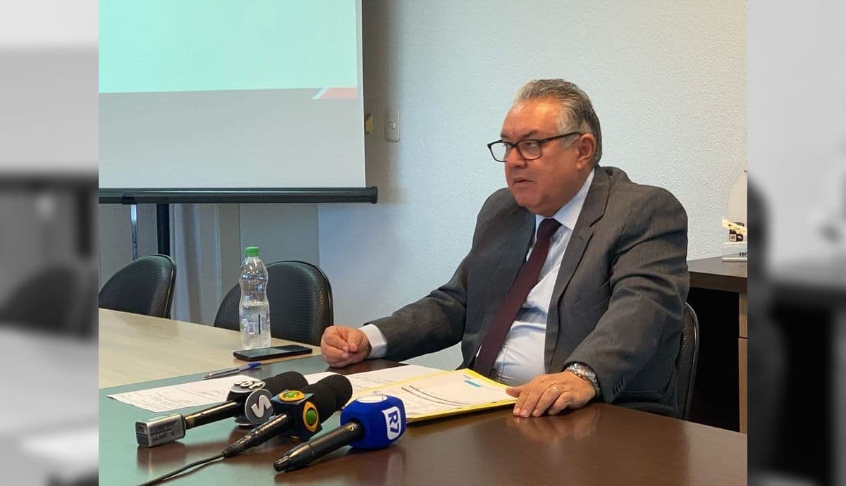 Delegado Acácio Leite