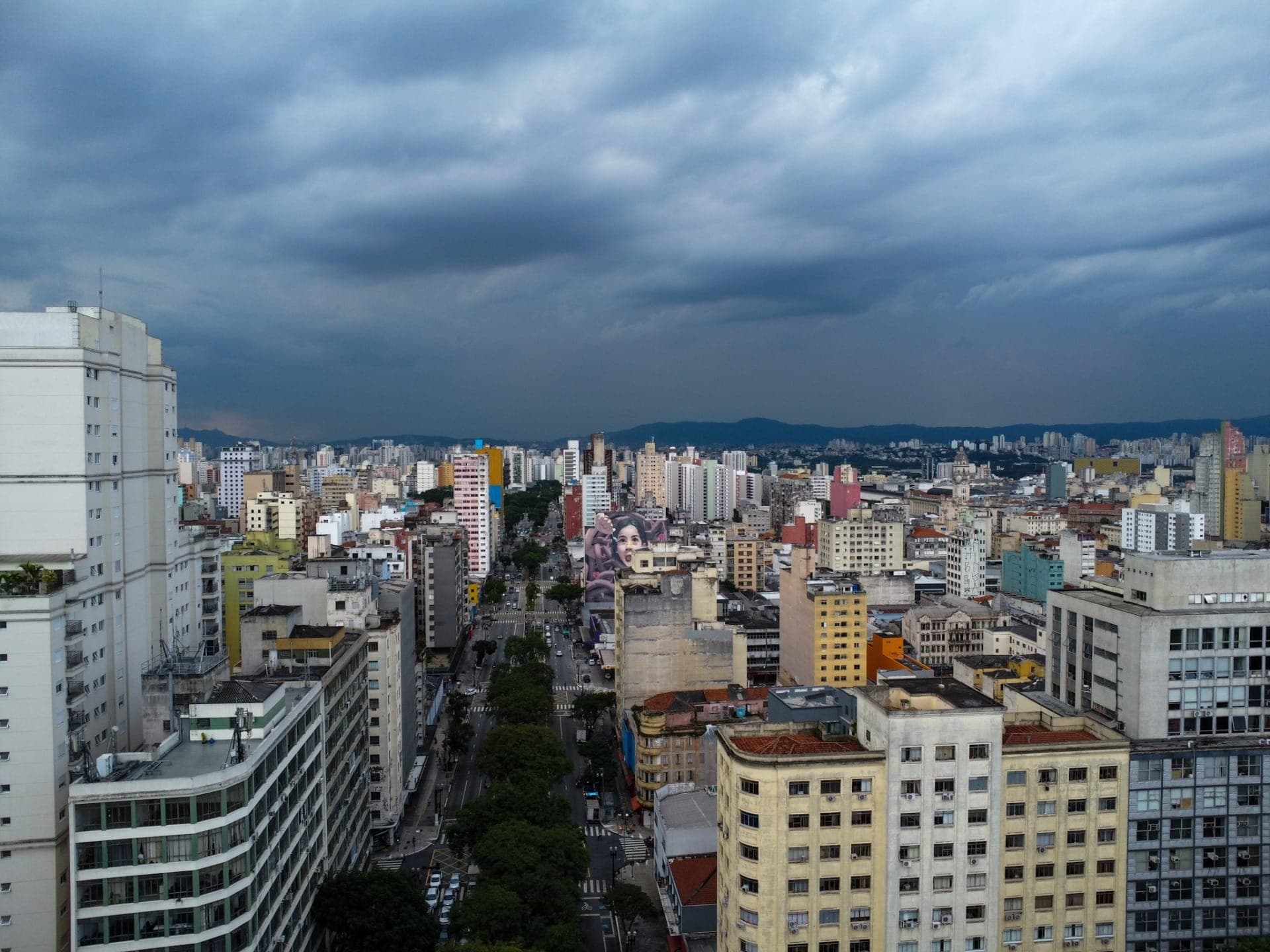 Céu de São Paulo encoberto; cenário deverá se manter no fim de semana na capital paulista