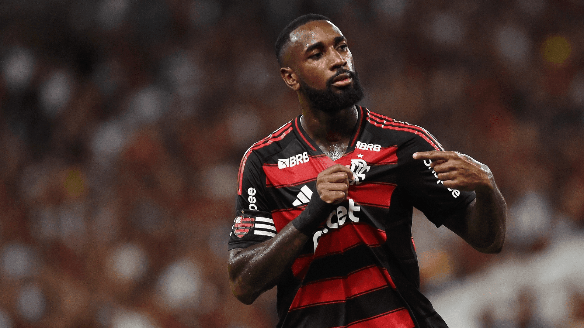 Gerson segue sendo dúvida no Flamengo