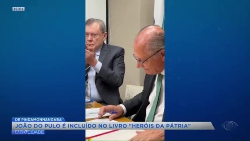 João do Pulo, atleta de Pindamonhangaba, é incluido no livro ''Heróis da Pátria''