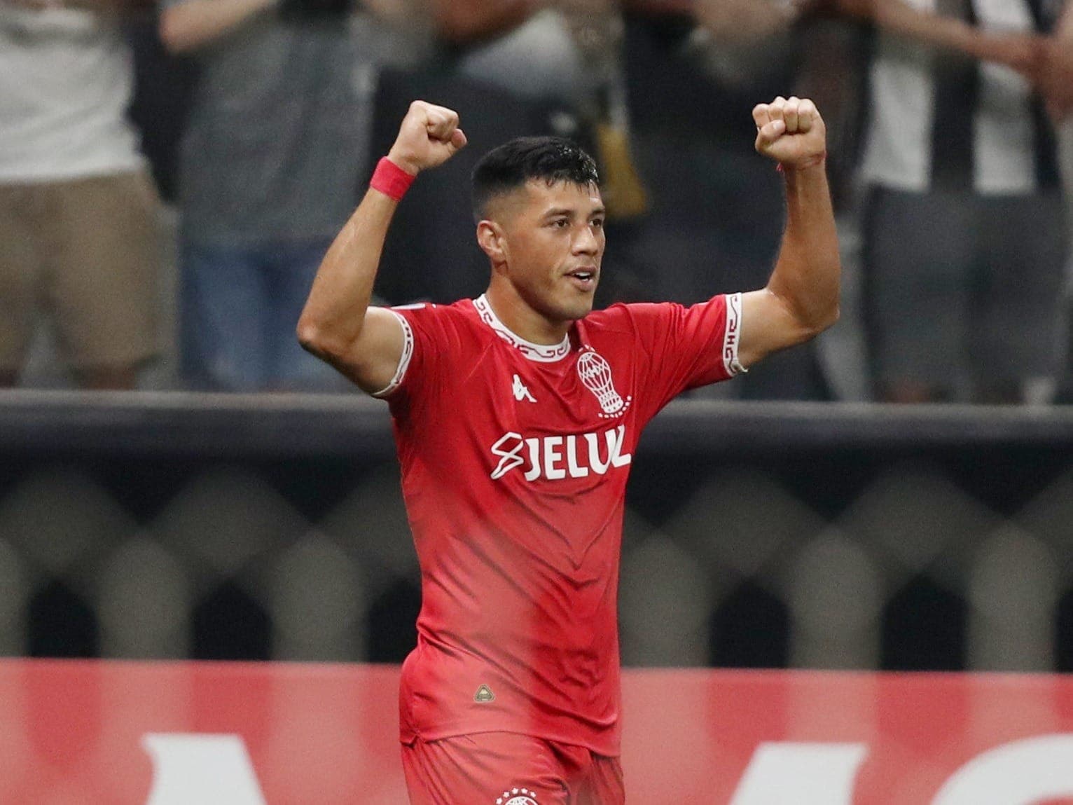 Leonardo Sequeira, do Huracán, fez 2 gols