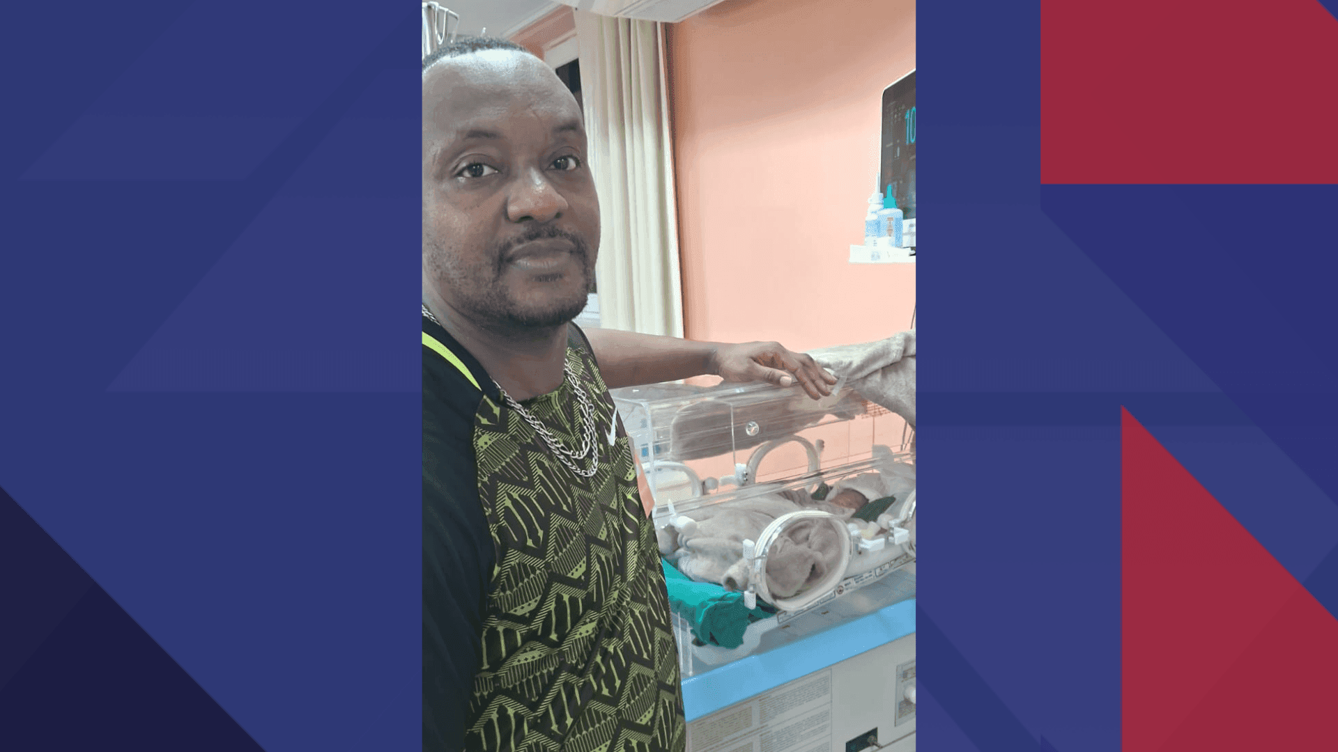 Samuel Da Silva Santos, no hospital com a bebê