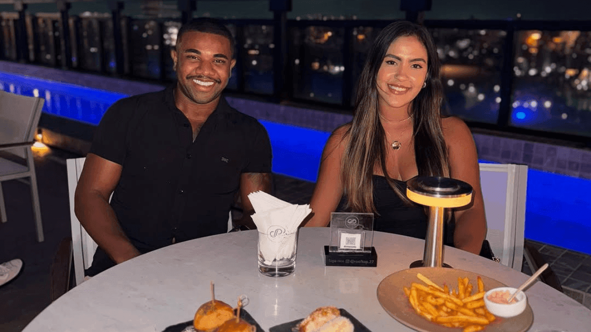 Davi Brito e Adriana Paula
