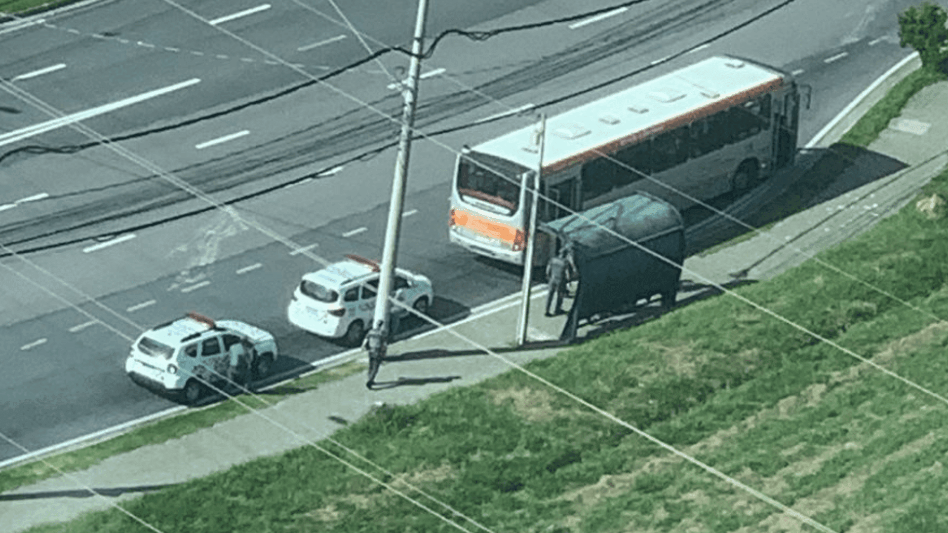 Homem é detido por importunação sexual em ônibus de São José dos Campos