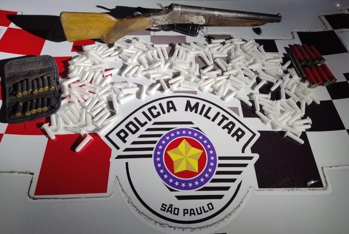 Homem é preso por tráfico de drogas e porte ilegal de arma de fogo em Jacareí