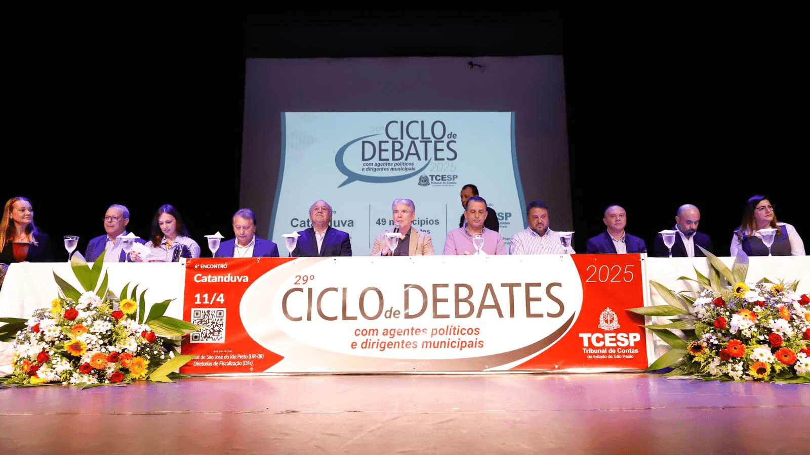 O evento reuniu representantes dos 37 municípios