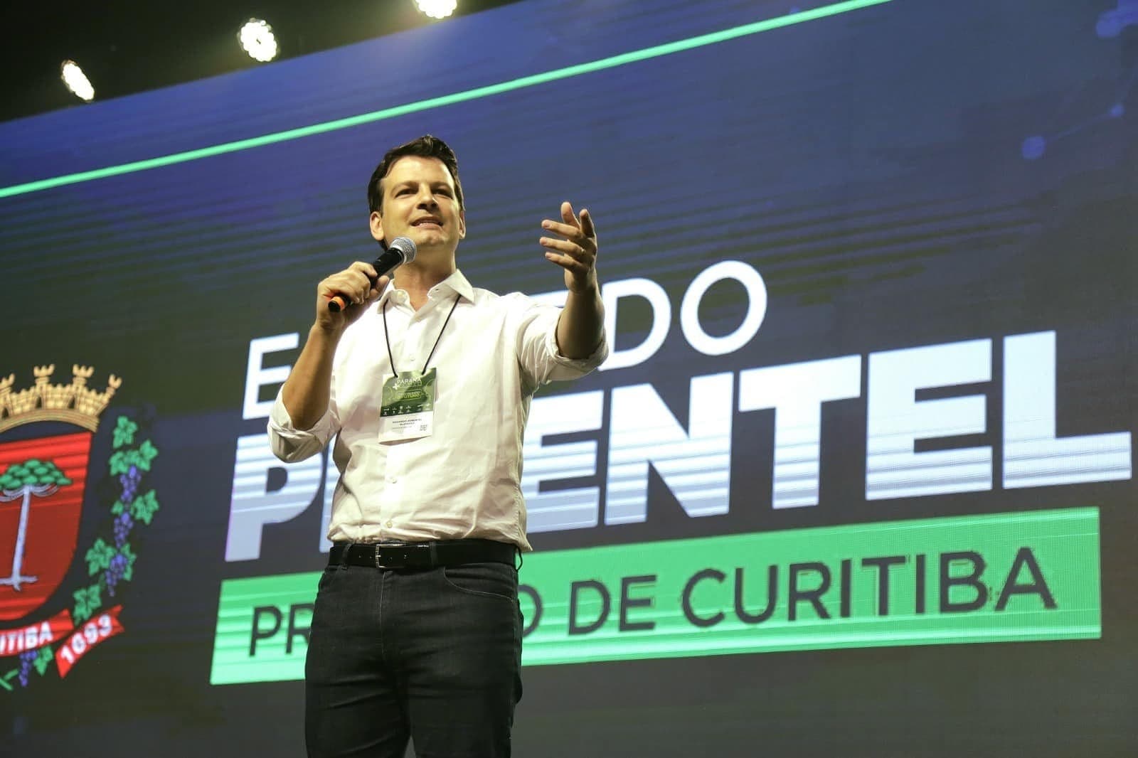 Eduardo Pimentel, prefeito de Curitiba